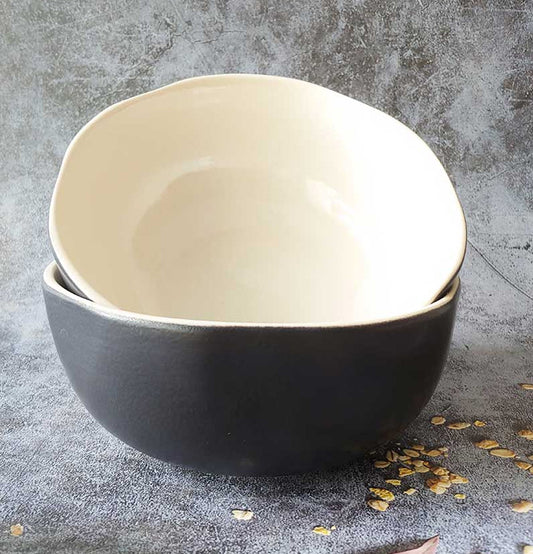 Ceremic Black Round Solid Medium Bowls : Grey Pottery