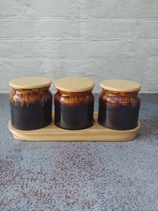 Pickly Paradise Pickle Jar Set airtight with wooden lid and tray