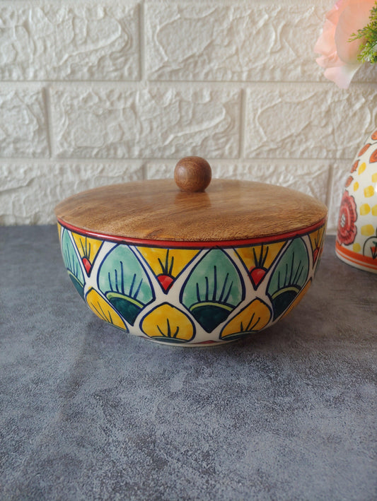 A gardener flower Designer airtight Ceramic Serving Bowls with lid, 600ml