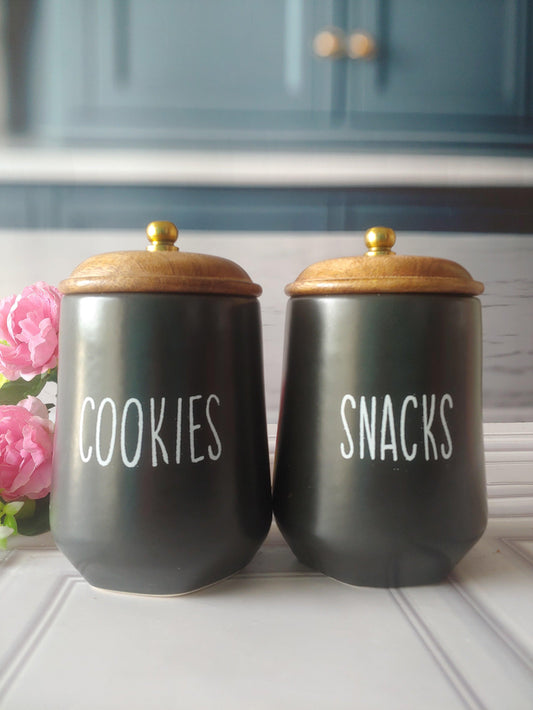 Cookie and Snack Retreat Corner with wooden lid 800ml