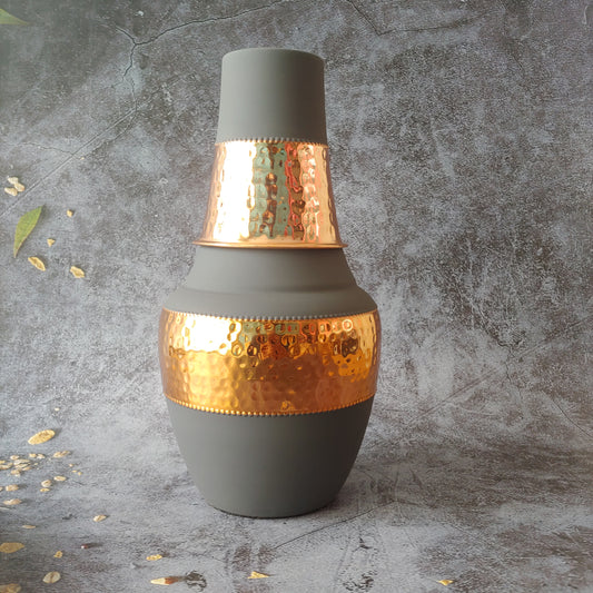 Grey Copper Bottle 750 ml with glass