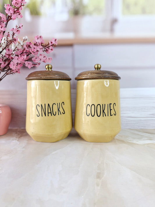 Honey Goodness Cookie and Snack Charmer with royal wooden lid 900ml