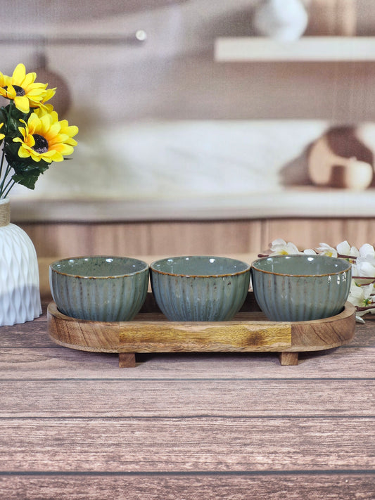 Striped Rustic Ceramic Serving Bowl Set with Tray