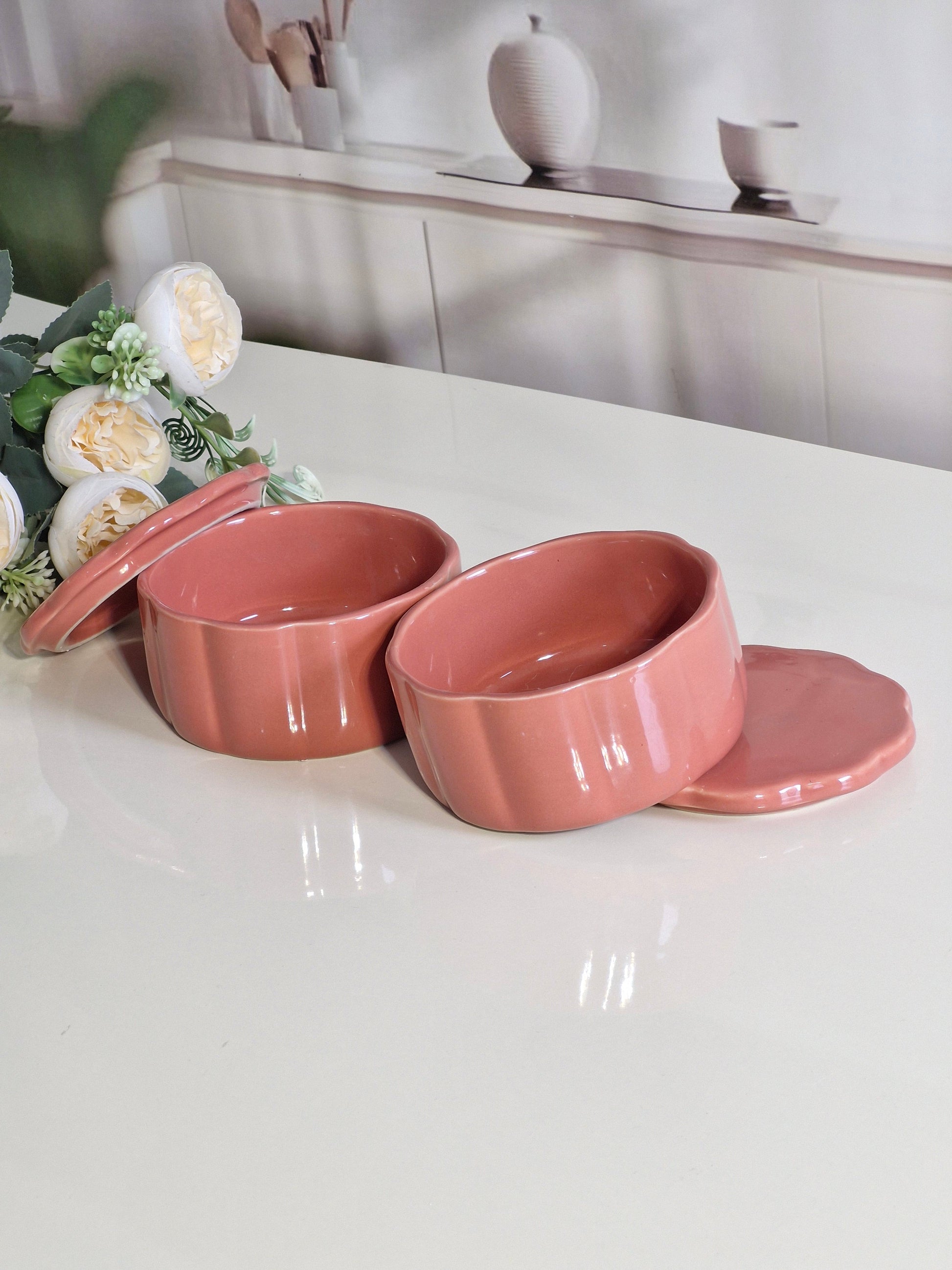 Set of two ceramic snack bowls with lids closed - terracotta rose