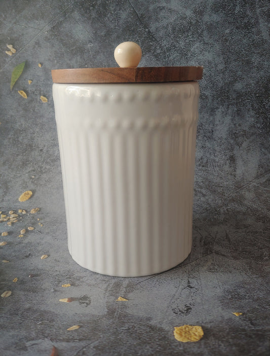 White Decorative Big Airtight Ceramic Jar wIth Wodden Lid