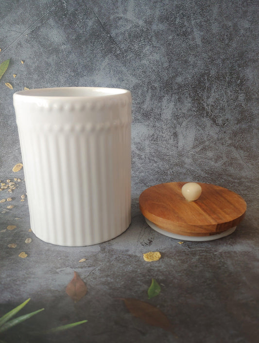 White Decorative Small Airtight Ceramic Jar wIth Wodden Lid