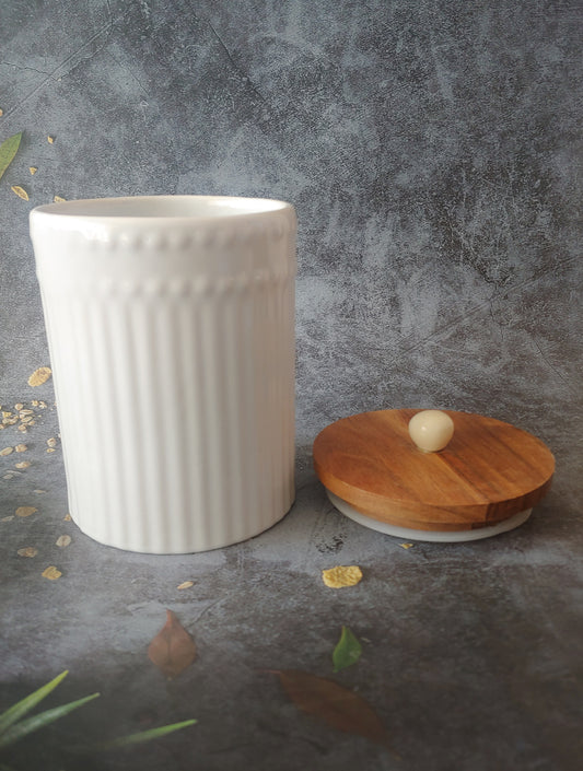 White Decorative Big Airtight Ceramic Jar wIth Wodden Lid