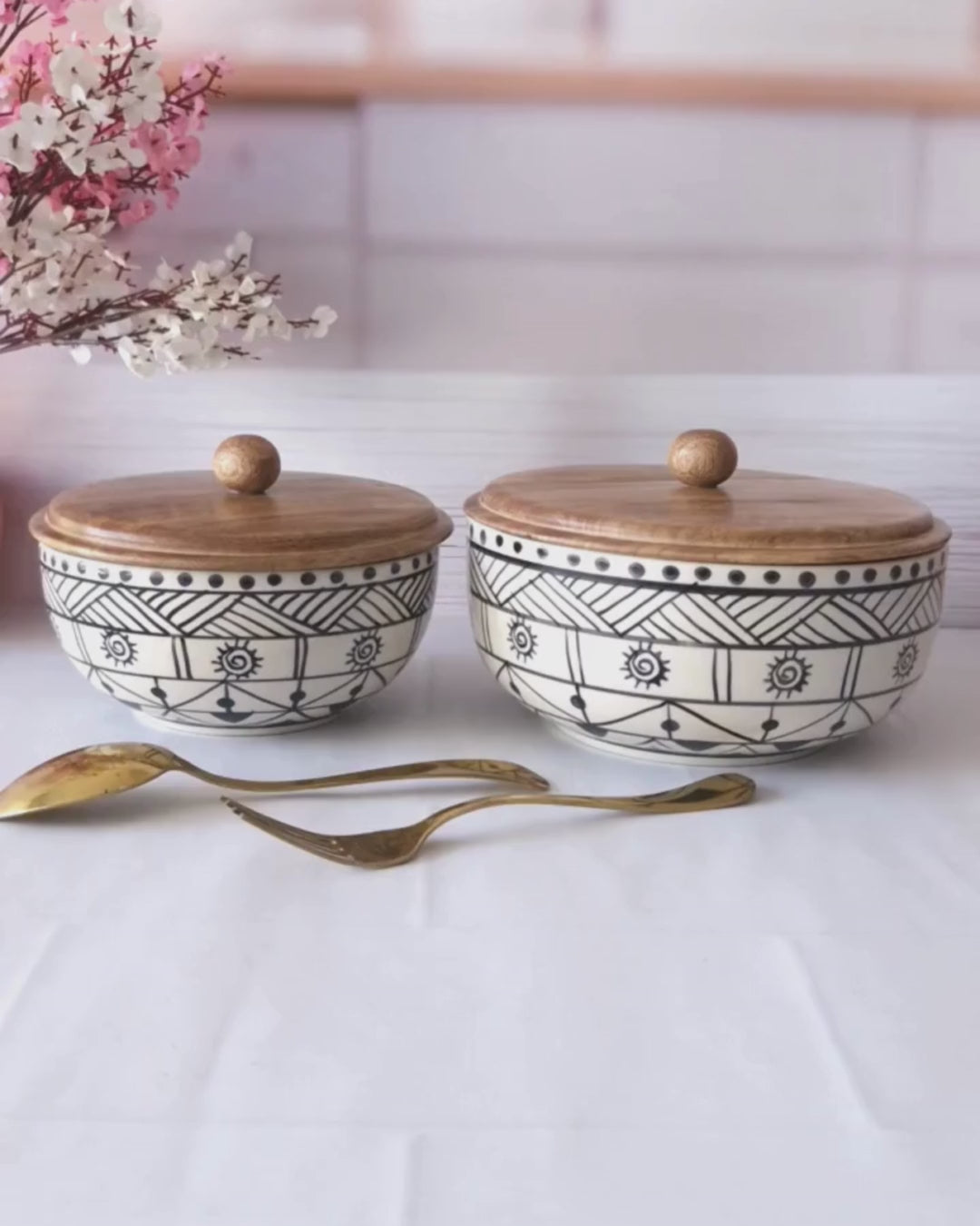 Woodland Wonders Handpainted Ceramic Serving Buddies Round Dining Bowls with Lid