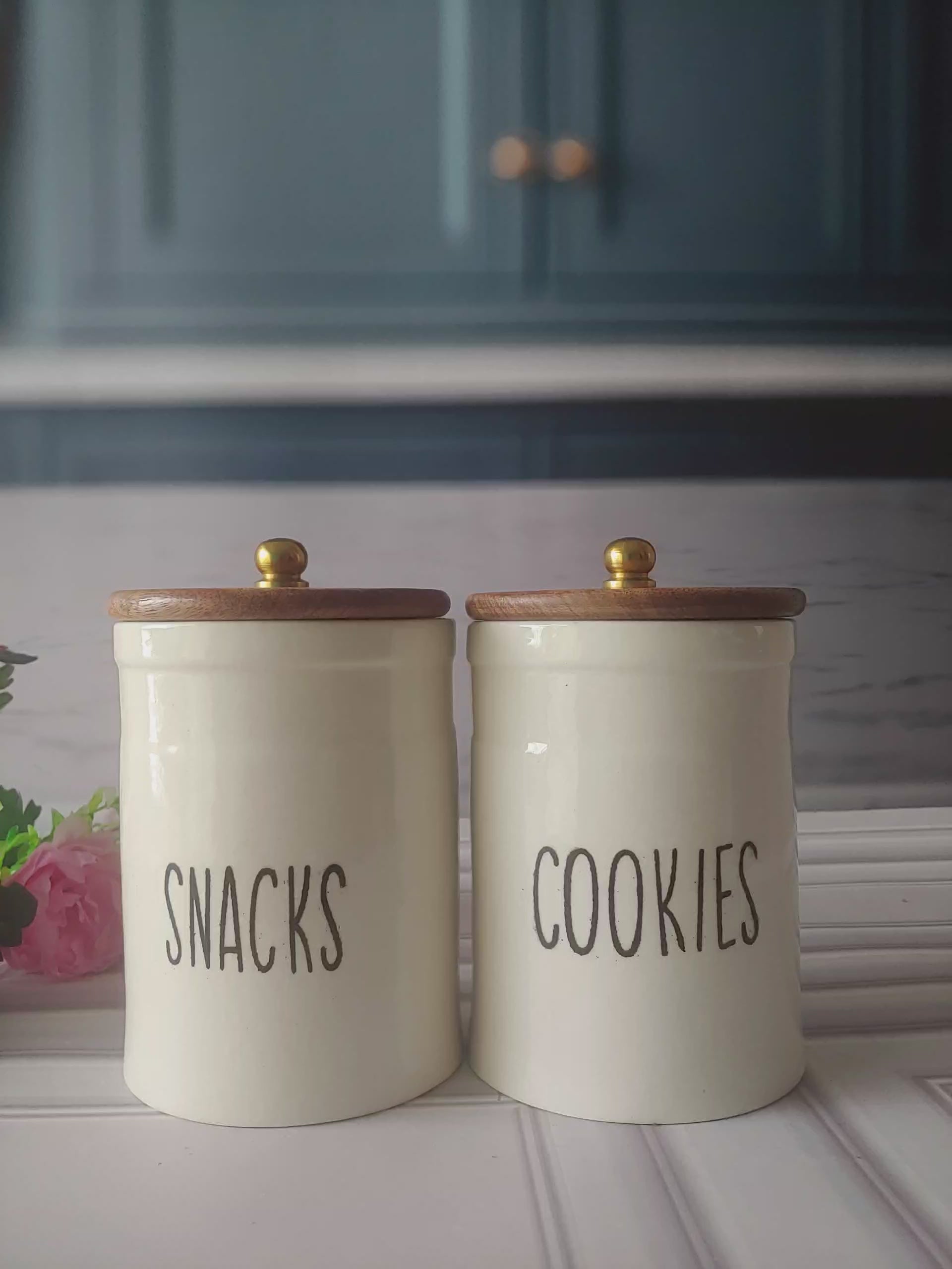 Sweet Life Cookie and Snack Charmer with wooden lid 800ml