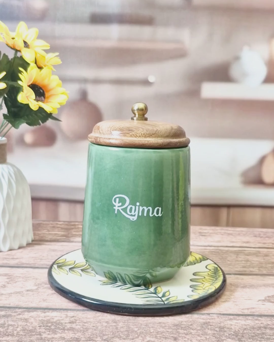 The Evergreen Pantry Dal & Pulse Airtight Ceramic Container (1kg) with wooden Lid