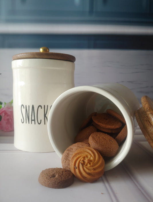 Sweet Life Cookie and Snack Charmer with wooden lid 800ml